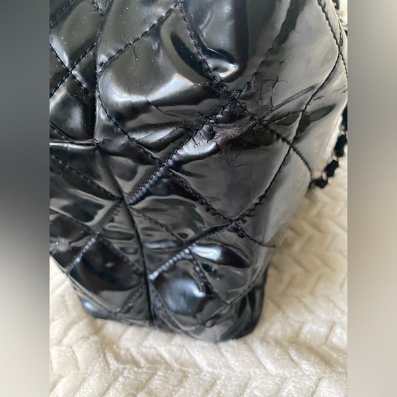 Chanel XL Black Quilted Patent Leather Tote w/ silver Hardware - Picture 5 of 16